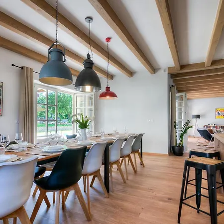 Edison 別荘 Rakovci