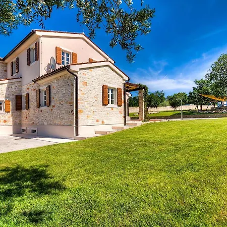 Edison Hébergement de vacances Poreč
